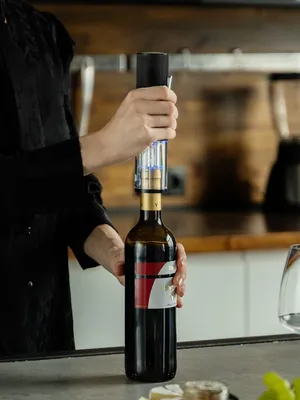 Электрический штопор с ножом для фольги Wine Diesel, черный — фото 8