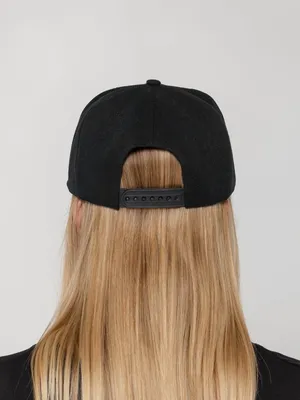 Бейсболка Snapback с прямым козырьком, черная — фото 7