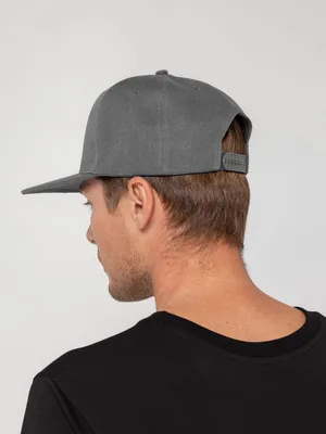 Бейсболка Snapback с прямым козырьком, серая — фото 5