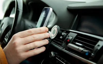 Держатель для смартфона Cooper Auto Wireless с беспроводной зарядкой, черный — фото 12